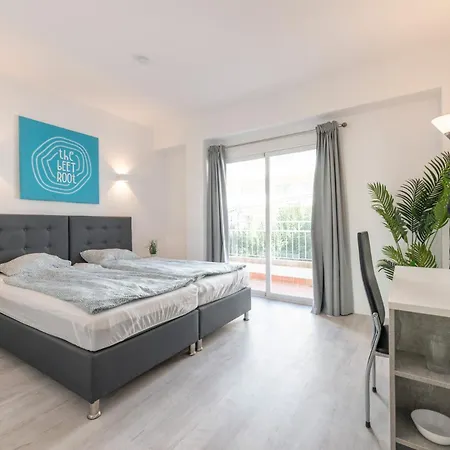 Beetroot, Jedes Verfuegt Ueber Smart Tv , Eigenes Bad Mit Regendusche Und Balkon Hotel Llucmajor (Mallorca)