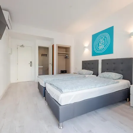 Hotel Beetroot, Jedes Verfuegt Ueber Smart Tv , Eigenes Bad Mit Regendusche Und Balkon Llucmajor (Mallorca)